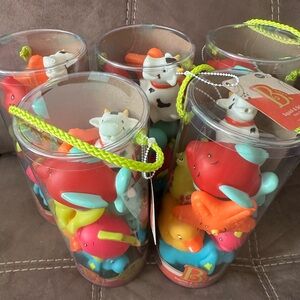 Assorted Colorful Bath Animal Set with Cow Figure - Unbranded